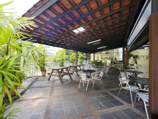 Фото Harbour Ville Hotel