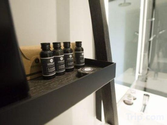 Фото Little National Hotel Canberra