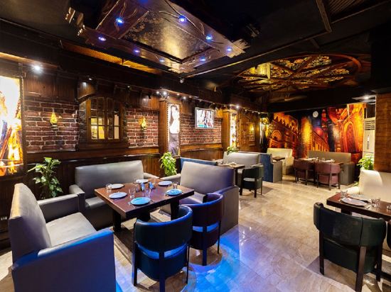 Фото Zayed Hotel