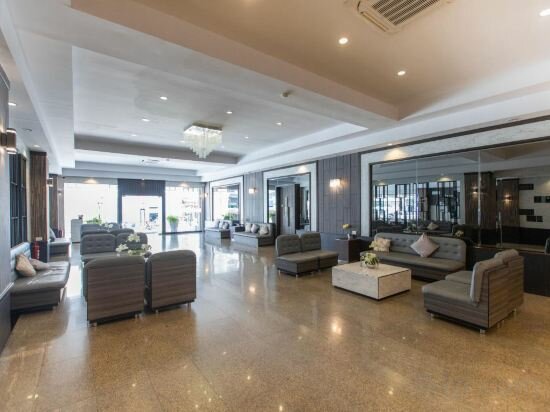 Фото The Grand Day Night