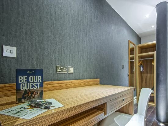 Фото Roomzzz Manchester City