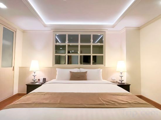 Фото Aspira Hana Executive Apartment Thonglor