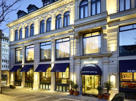 Фото отеля 1