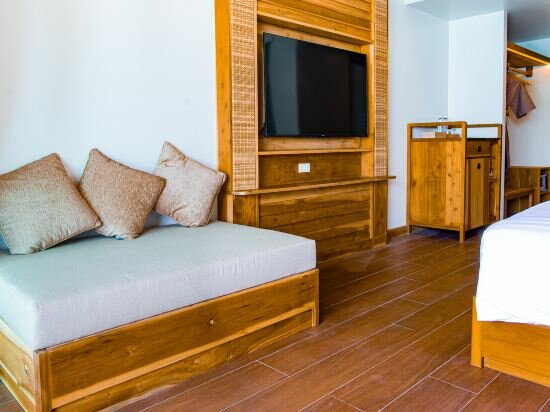 Фото Phi Phi at Pier