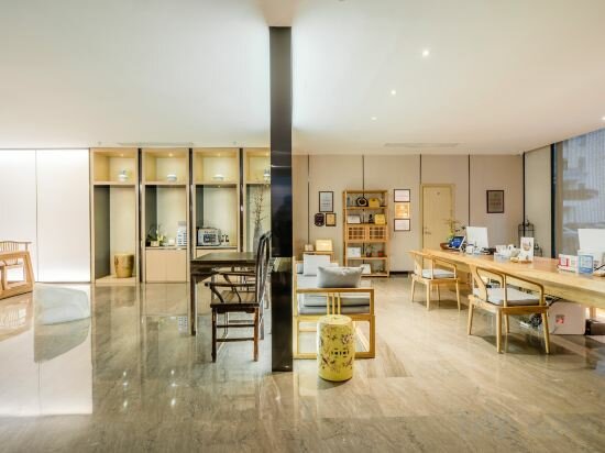 Фото The Hidden House Hotel