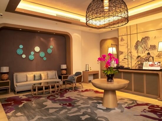 Фото Crowne Plaza Qingdao Oriental Movie Metropolis, an Ihg Hotel