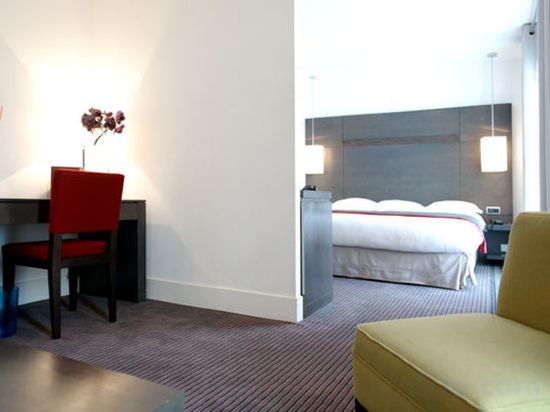 Фото New Hotel of Marseille 