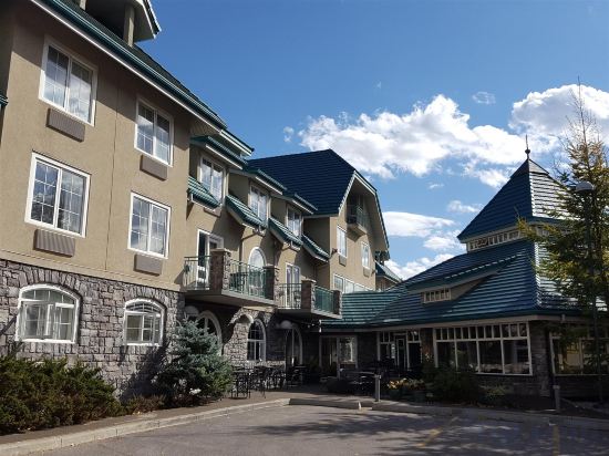 Фото Pocaterra Inn and Waterslide