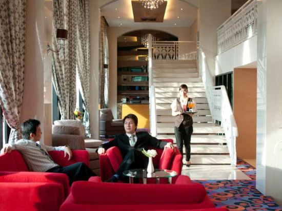 Фото Grand Lord Hotel