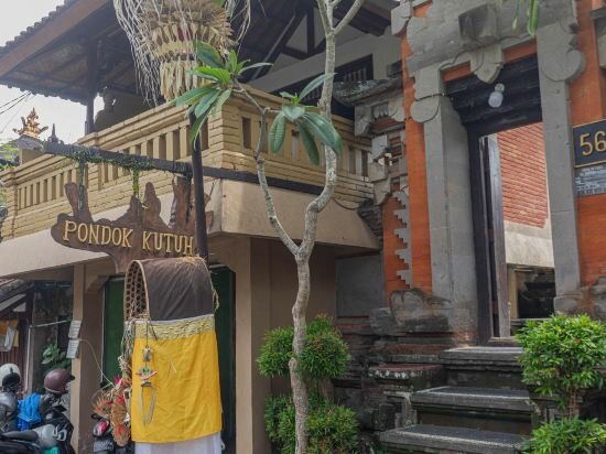 Фото Pondok Kutuh Guesthouse