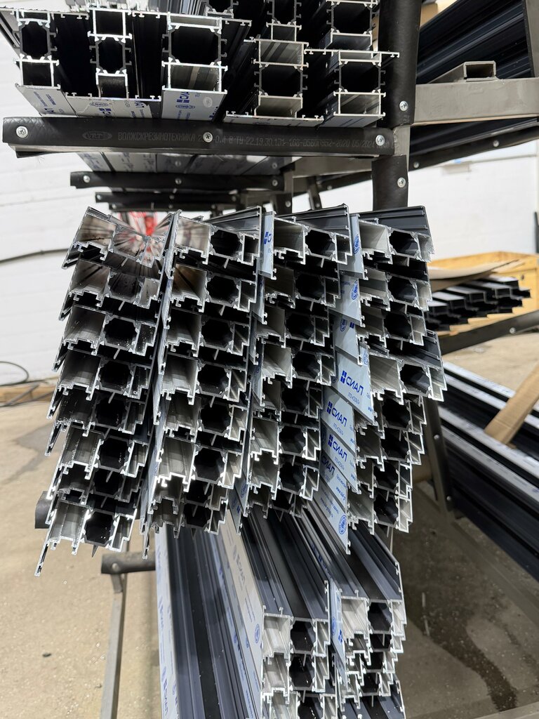 Translucent constructions Лайф Групп, Zhukovskiy, photo