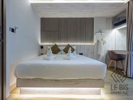 Фото Le Bis Hotel