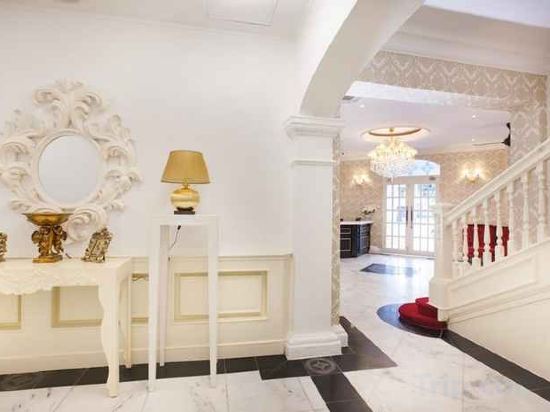 Фото Apple Heritage Hotel