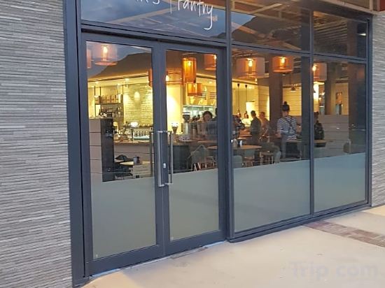 Фото Wyndham Garden Queenstown