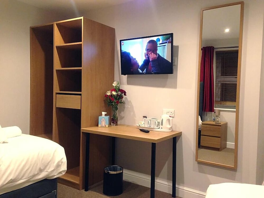 Фото The Wheatsheaf