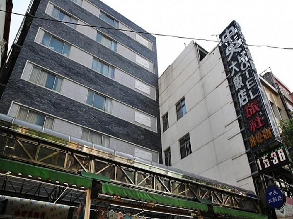 Фото отеля 1