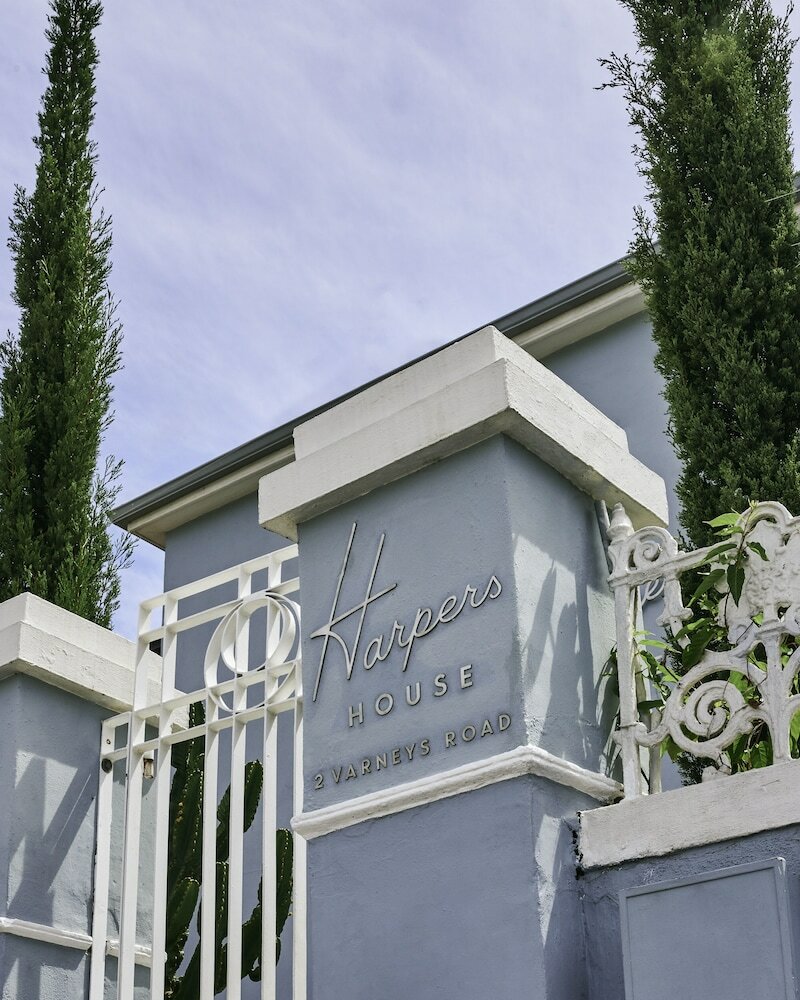 Фото Harpers House