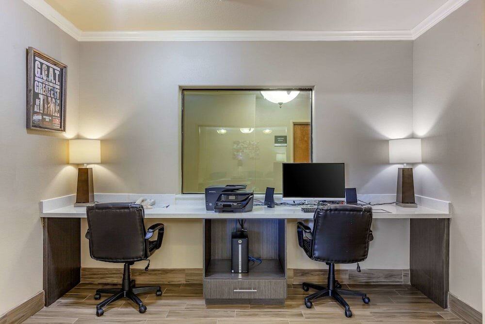 Фото Sleep Inn & Suites Hewitt - South Waco