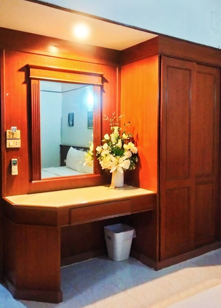 Фото China Garden Hotel