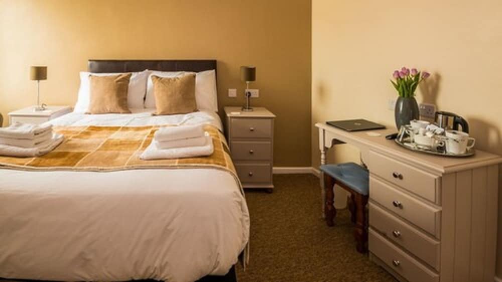 Фото The Longboat Inn