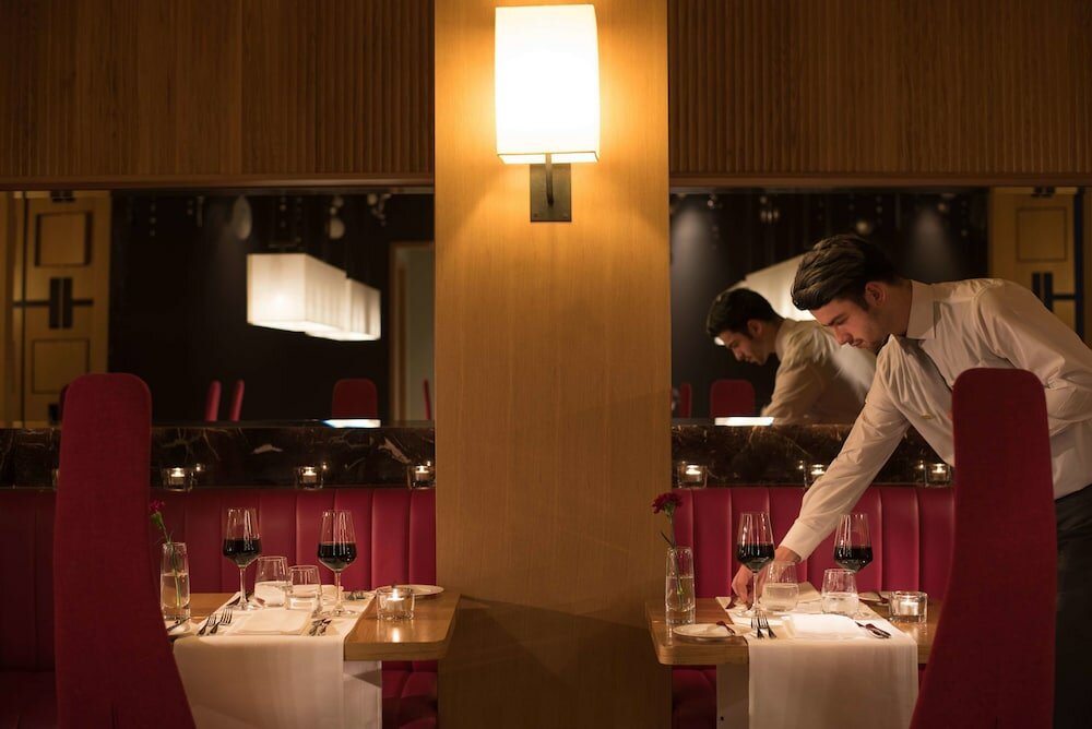 Фото The Fitzwilliam Hotel Belfast