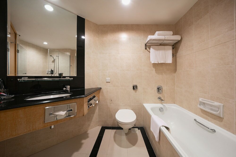 Фото Furama City Centre