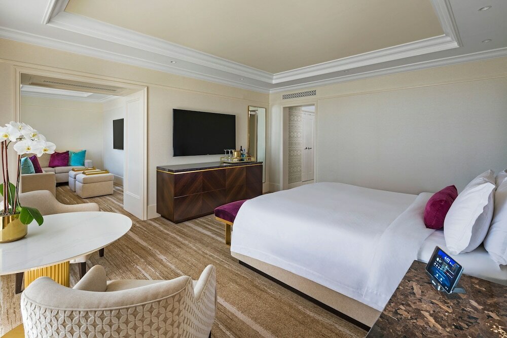 Фото The St. Regis Atlanta