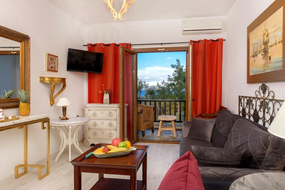 Фото Leandros Hotel