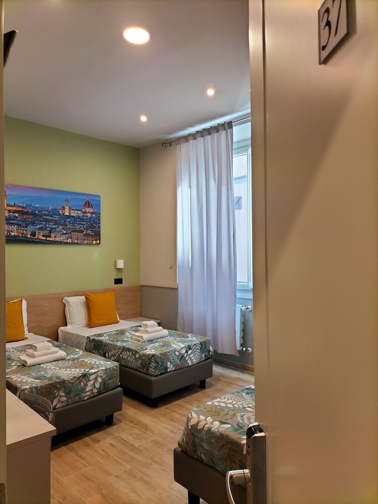 Фото Hotel Guelfa