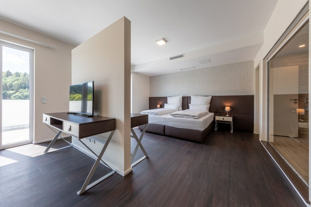 Фото Trip Inn Conference Hotel & Suites