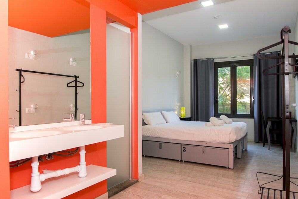 Фото Bcnsporthostels