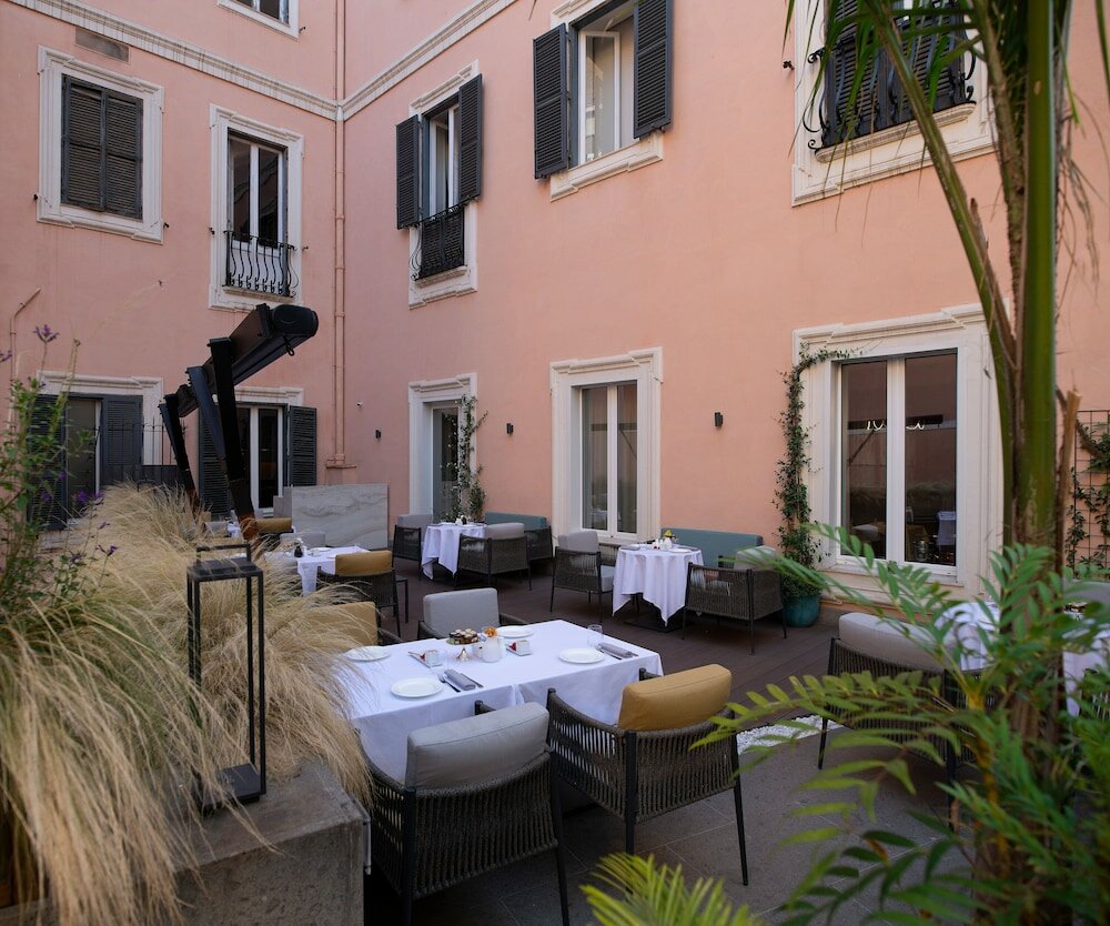 Фото Elizabeth Unique Hotel