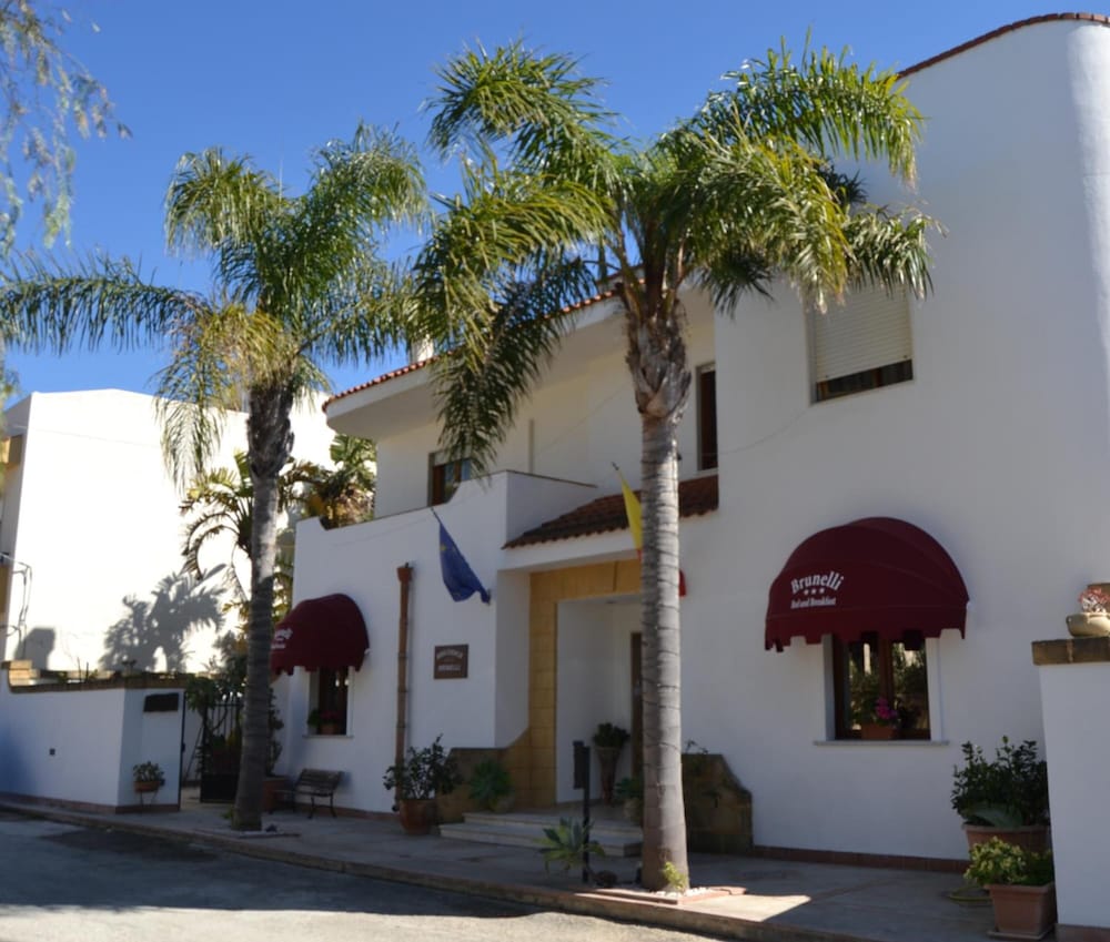 Фото Brunelli Residence