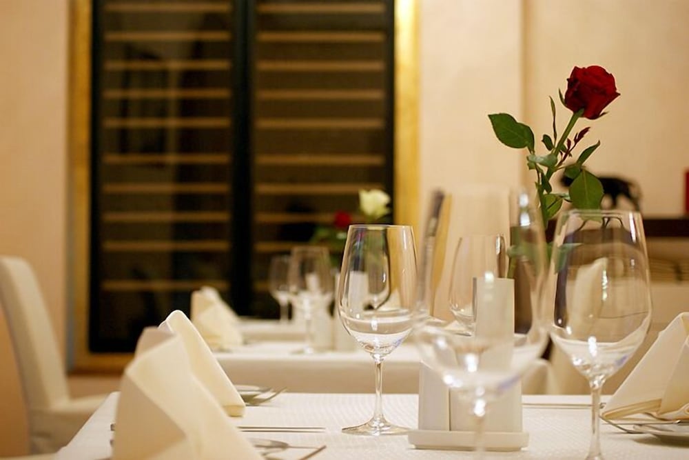 Фото Отель Garden Palace