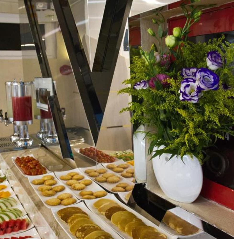 Фото New Sun Hotel