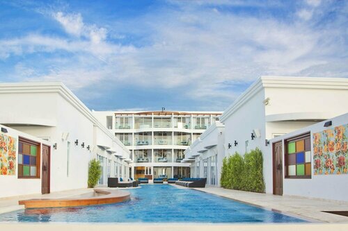 The Privilege Hotel Ezra Beach Club