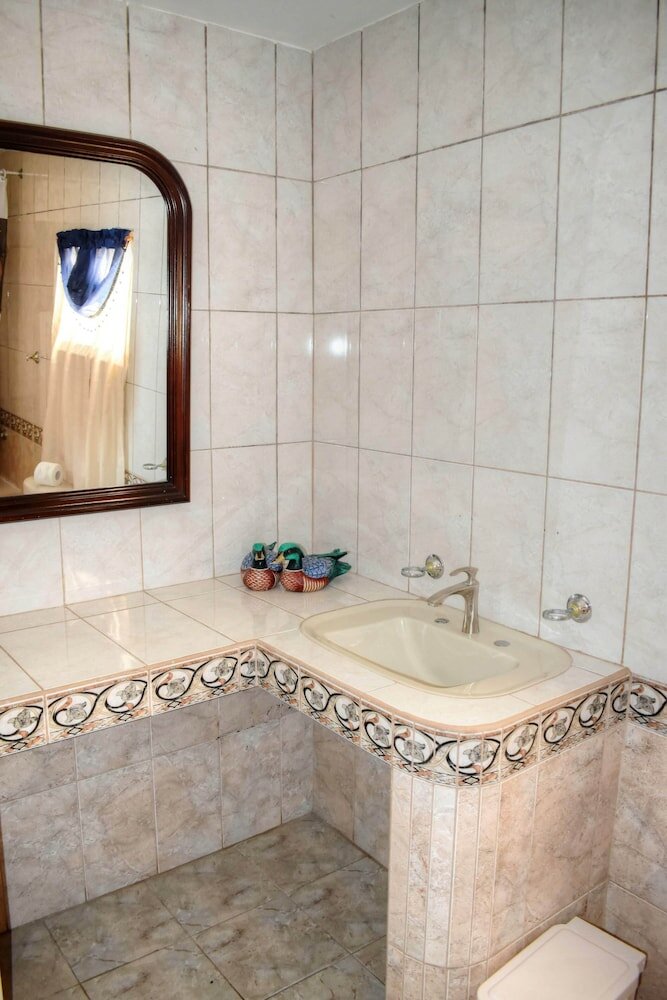 Фото Sleeps 16 Palm Beach - 6br Villa w Private Pool