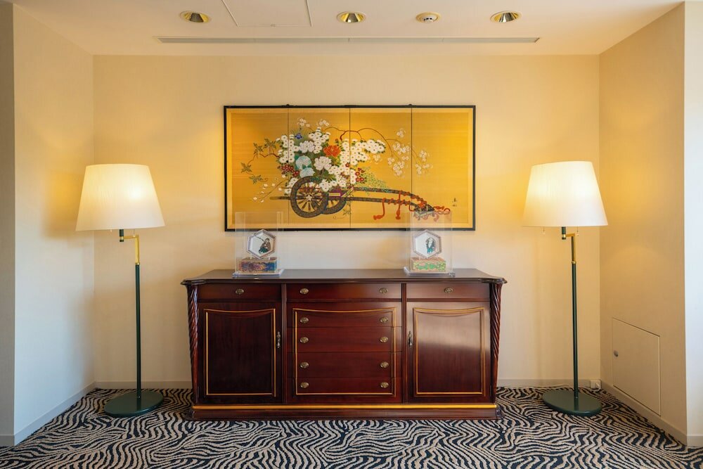 Фото Kkr Hotel Kanazawa