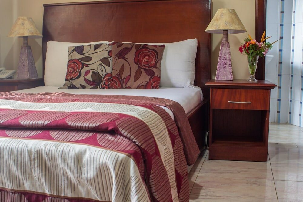 Фото Oriental Hotel North Legon