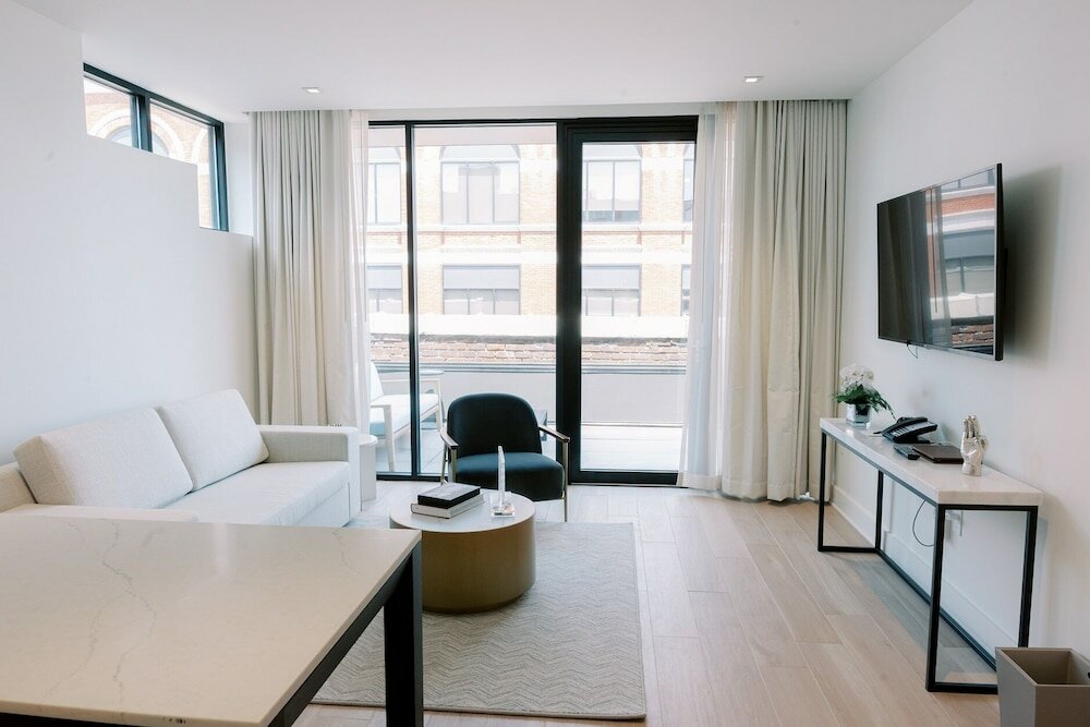 Фото Hotel Covington Cincinnati Riverfront