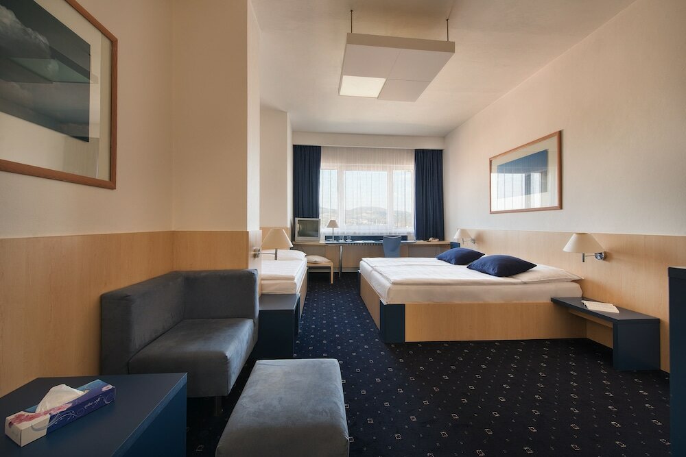 Фото Hotel Grand Litava Beroun