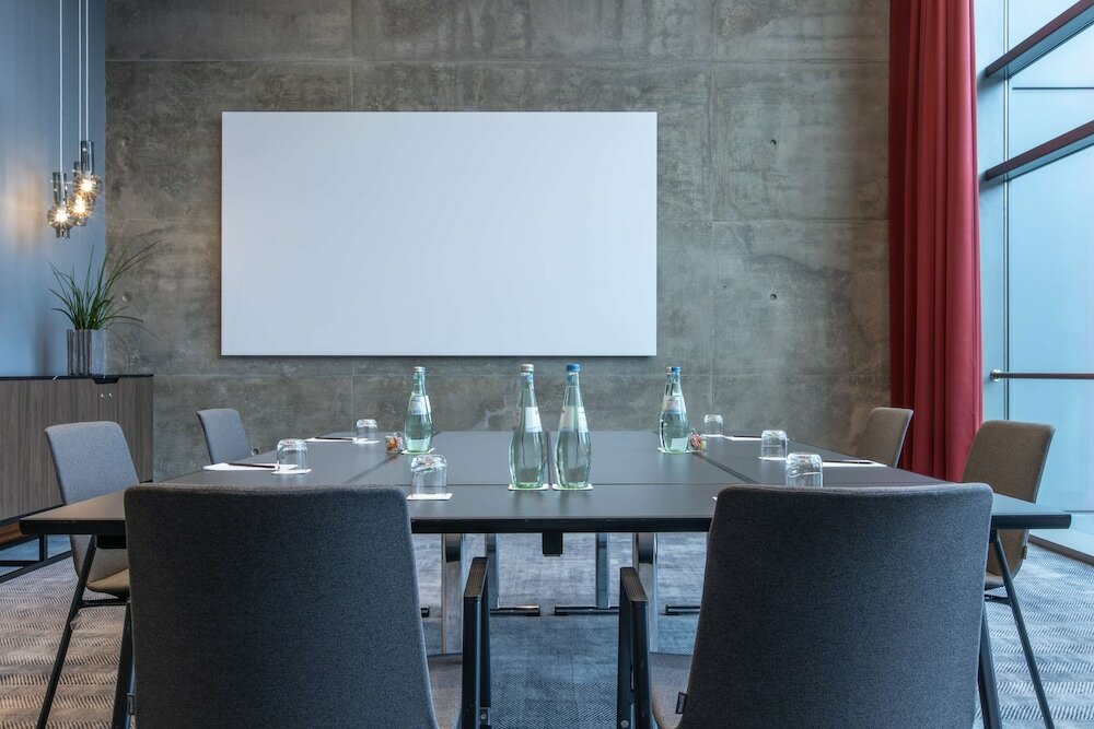 Фото Radisson Blu Hotel, Frankfurt