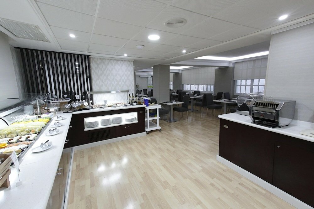 Фото Hotel Sercotel Alfonso XIII