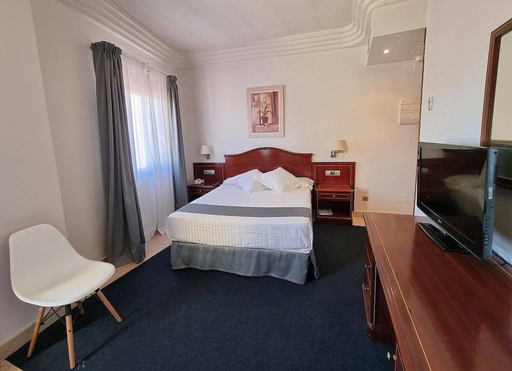 Фото Hotel Gran Legazpi