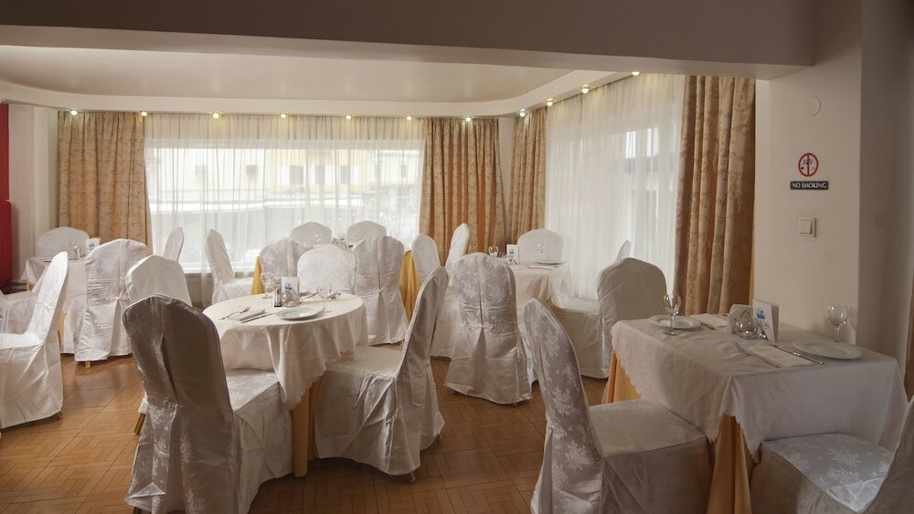 Фото Hotel Triton