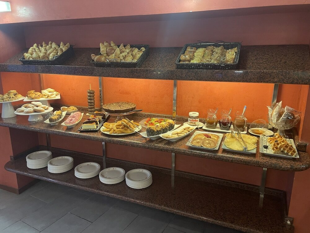 Фото Platjador Hotel