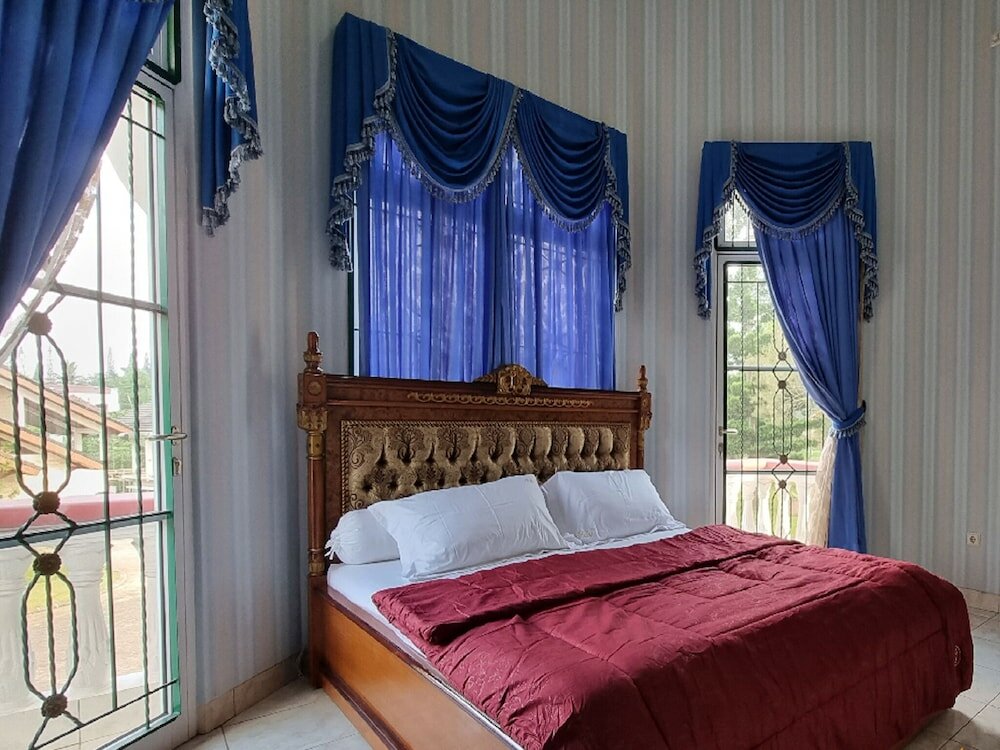 Фото Villa Kota Bunga Allamanda