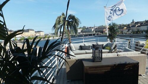 Внешний вид отеля Malardrottningen Yacht Hotel & Restaurant в Стокгольме, фото 5