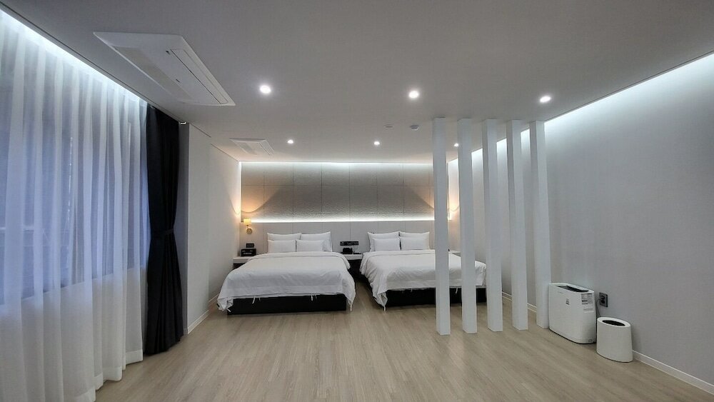 Фото Browndot Gwangju Sangmu