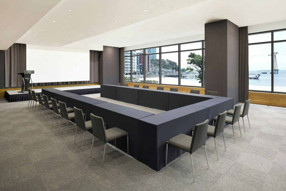 Фото Fairfield by Marriott Busan Songdo Beach